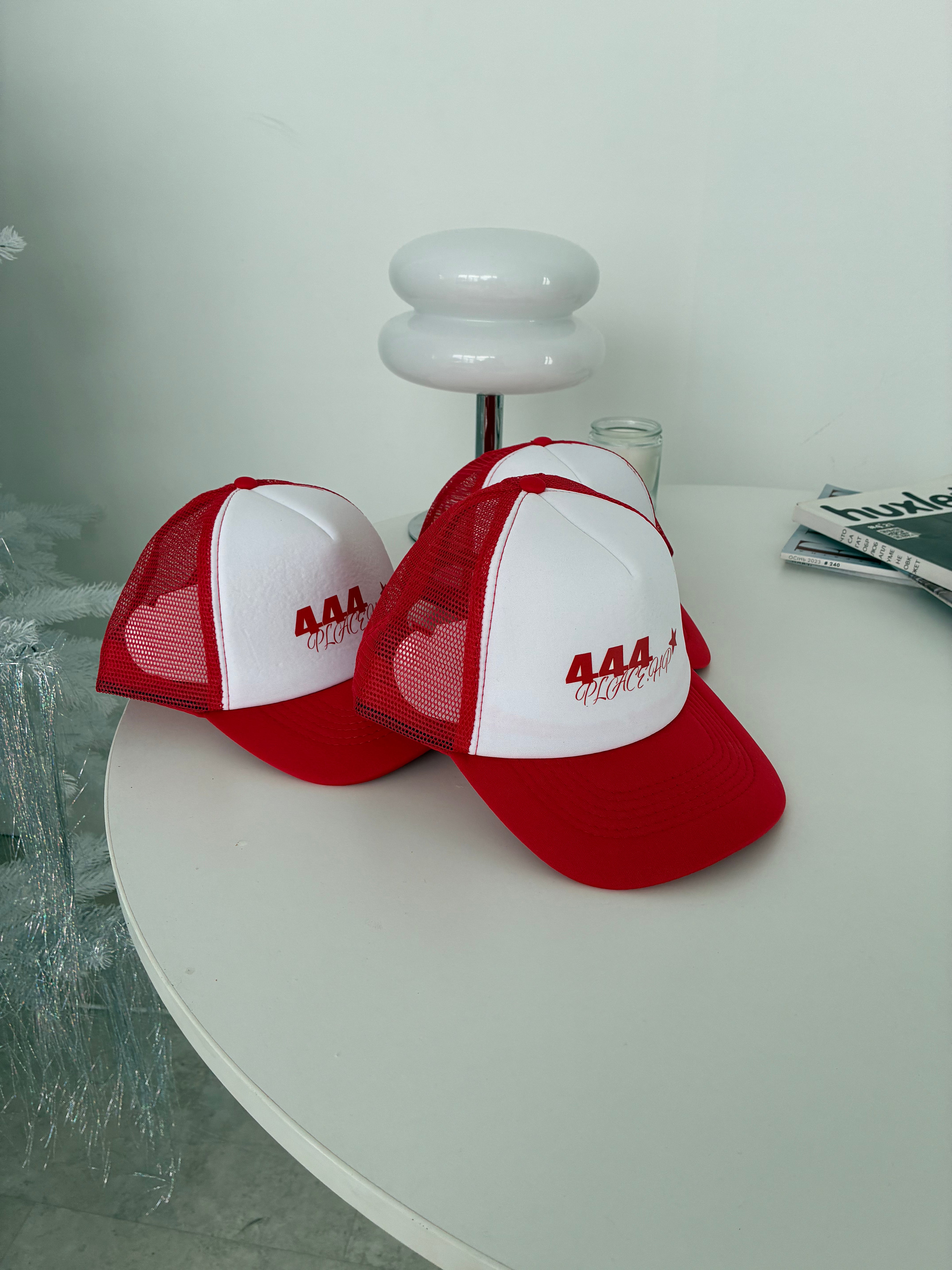 «БЕЙСБОЛЬНА» ЧЕРВОНА КЕПКА