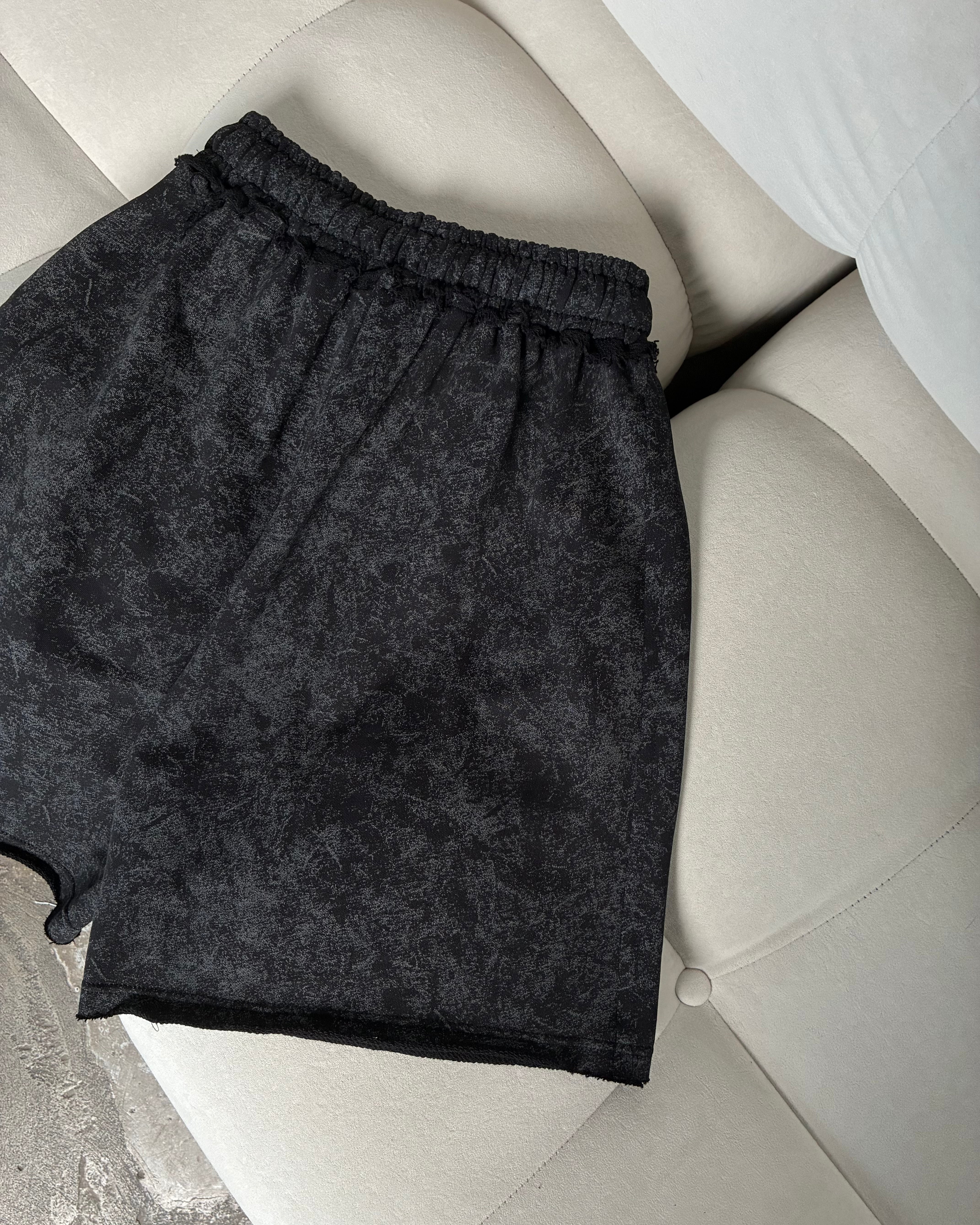 «WASHED» RAW BLACK SHORTS